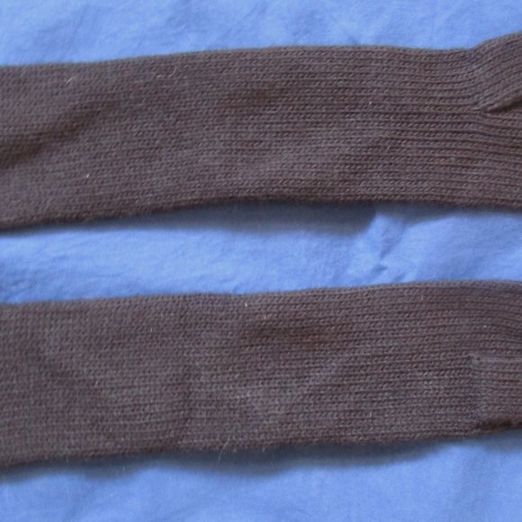 WOMEN'S KENNETH COLE FINGERLESS GLOVES-NEW-BLACK-14" w/STONE DECORATIVE DESIGN - Picture 5 of 5